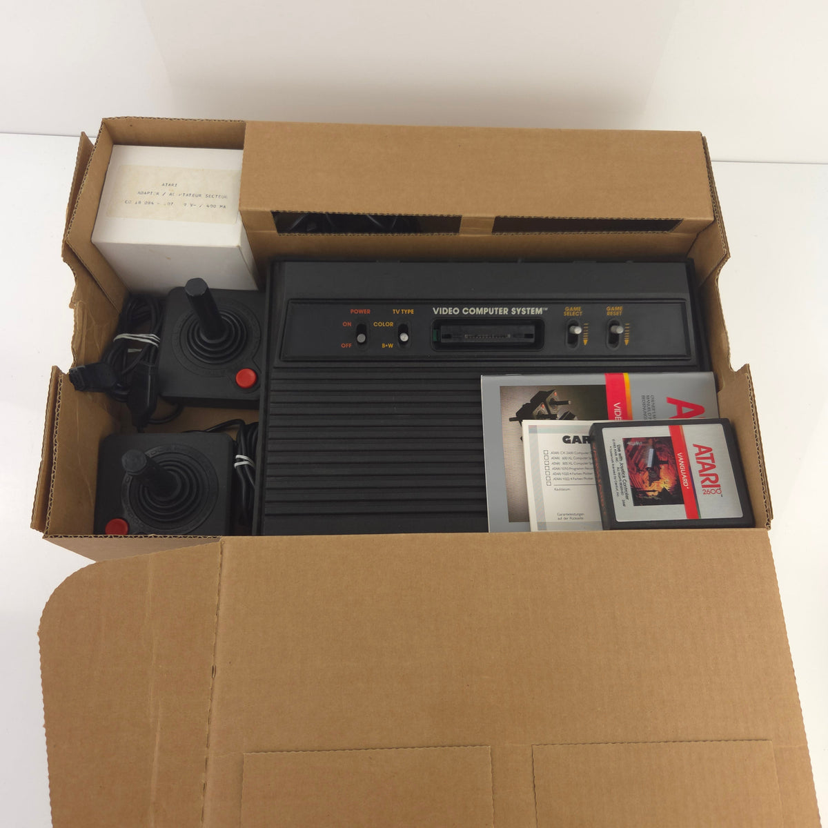 Atari 2600 Konsole OVP Vanguard Spiel PAL