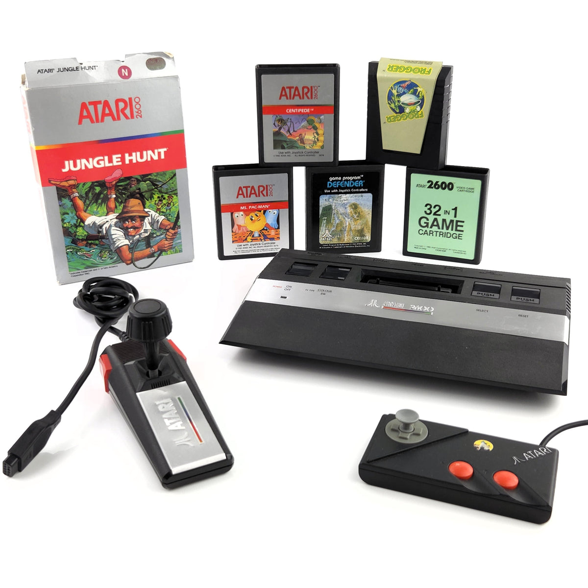 Atari 2600 Konsole 6 Spiele Controller Gut