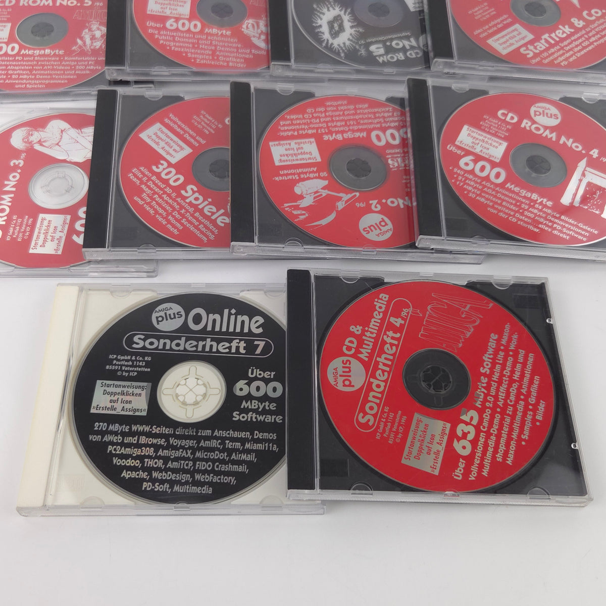 Commodore Amiga Software – PLUS CD-ROM Konvolut