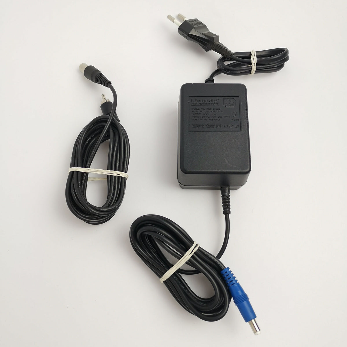 Nintendo Entertainment System Konsole NES 2 Controller PAL