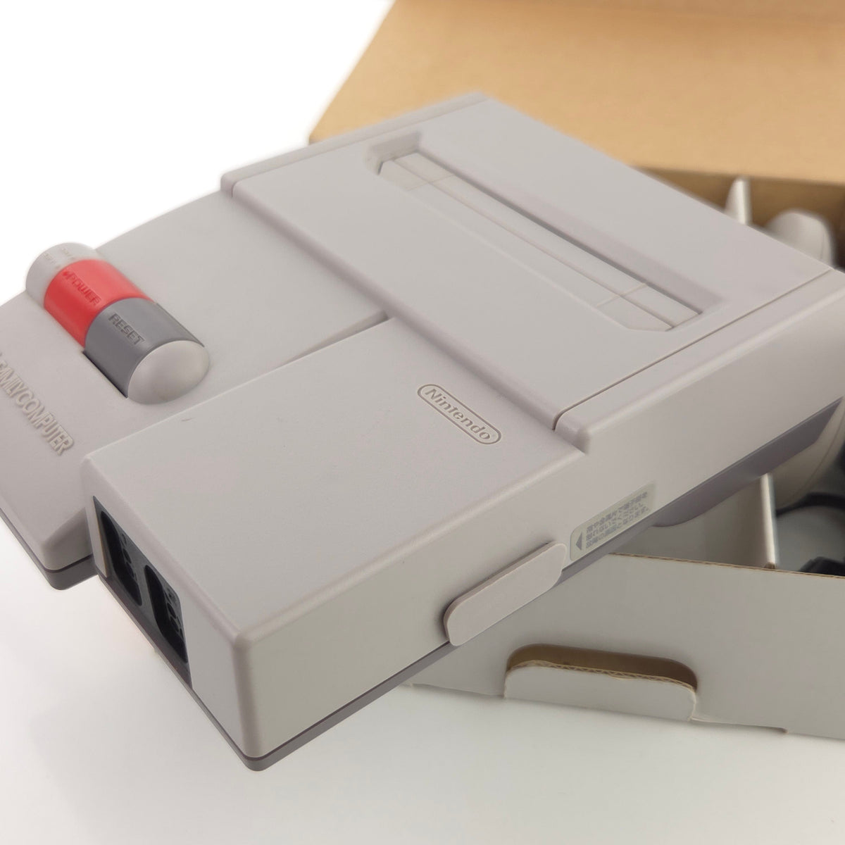 Nintendo AV Famicom Konsole Top Loader HVC 101 OVP