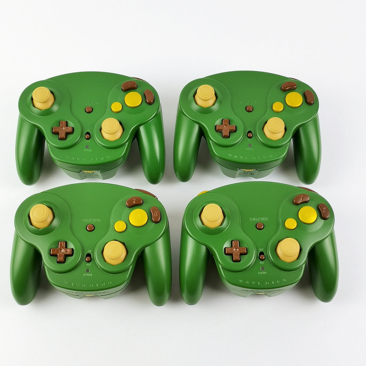 Nintendo Gamecube Konsole – Iced Cube Zelda Mod 4 Wavebirds