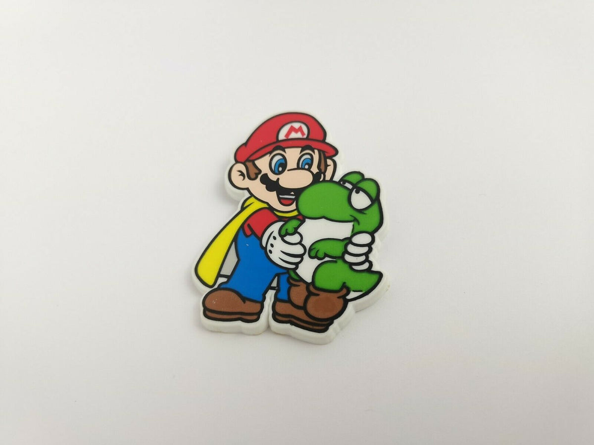 Nintendo Mario & Yoshi Ansteckpin 1995 – gezeigte Artikel