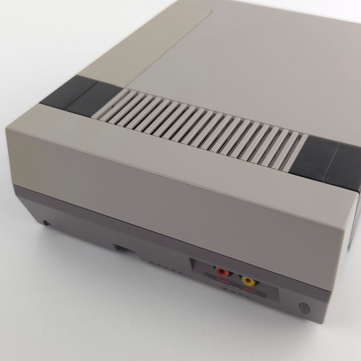 Nintendo NES Konsole Four Player Set mit 4 Controllern PAL