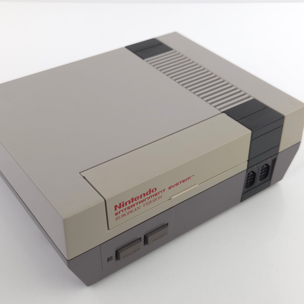 Nintendo NES Konsole Four Player Set mit 4 Controllern PAL