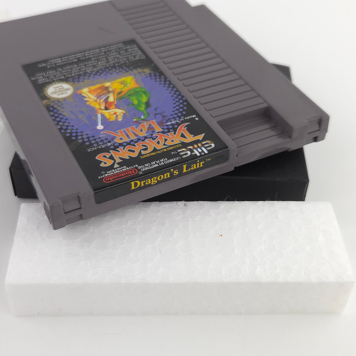 Nintendo NES Spiel Dragons Lair nahezu neuwertig CIB
