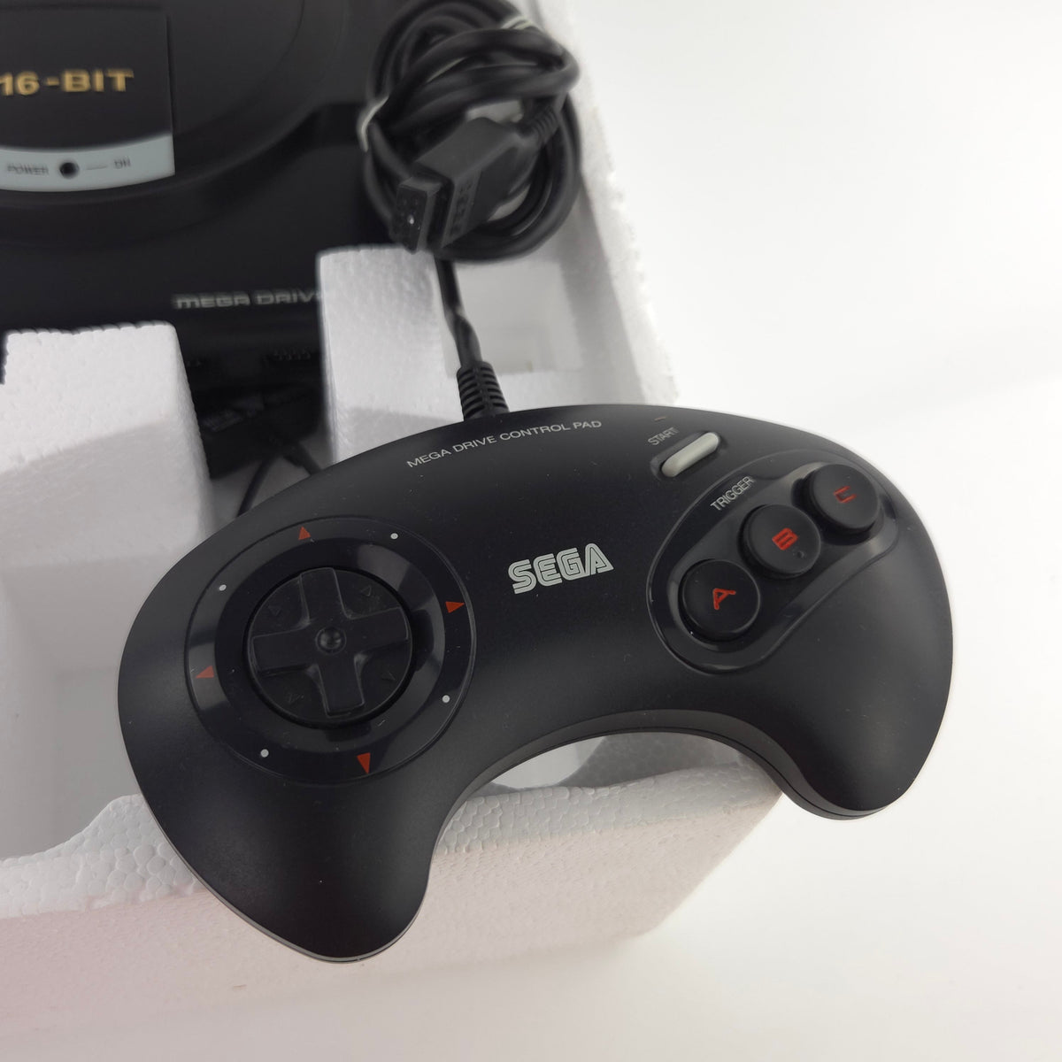 Sega Mega Drive Konsole MD I Altered Beast Bundle OVP PAL