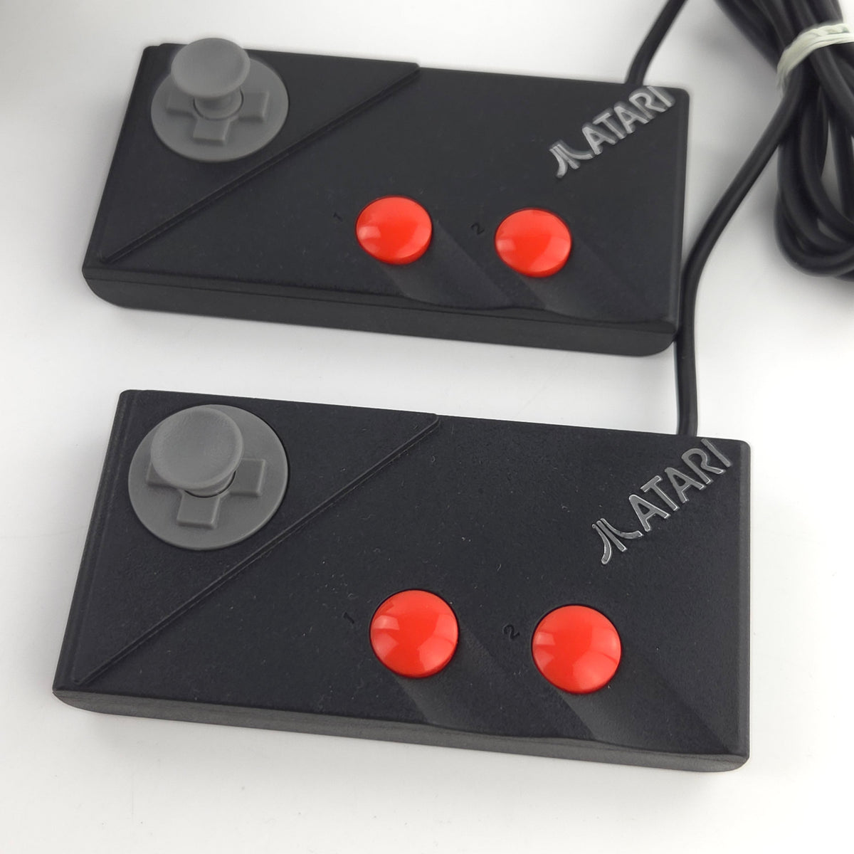 Atari 7800 Konsole in OVP mit 2 Controller PAL EUR