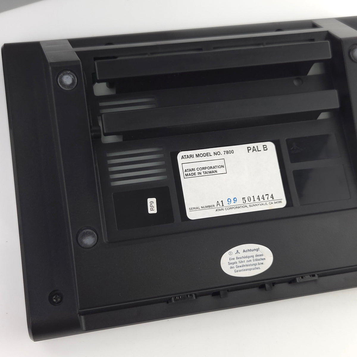 Atari 7800 Konsole in OVP mit 2 Controller PAL EUR