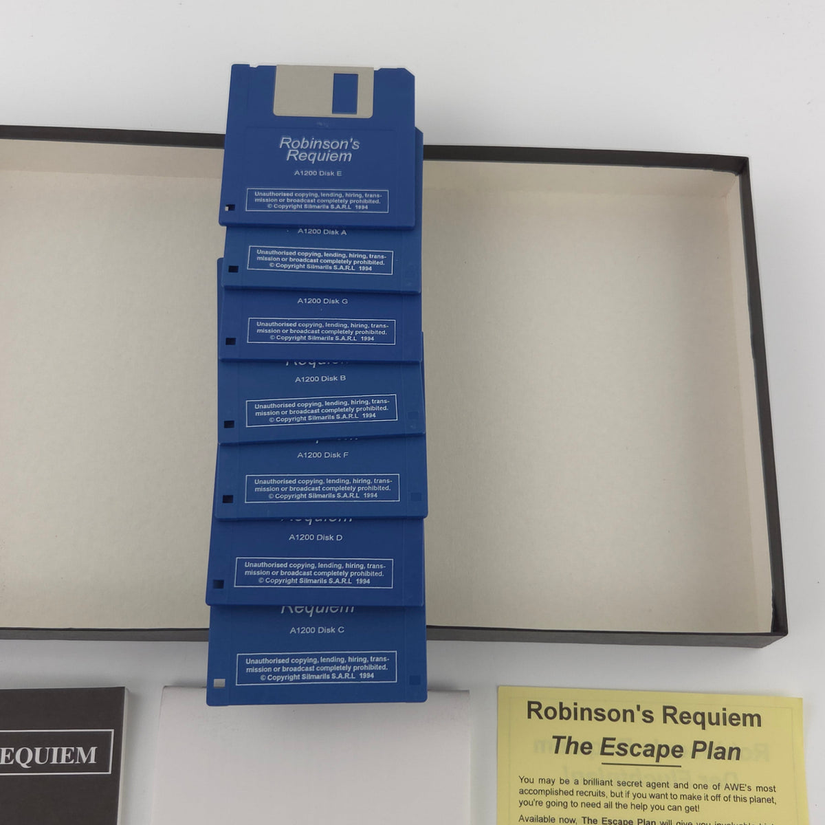 Amiga Spiel Robinson´s Requiem Big Box OVP PAL Diskette