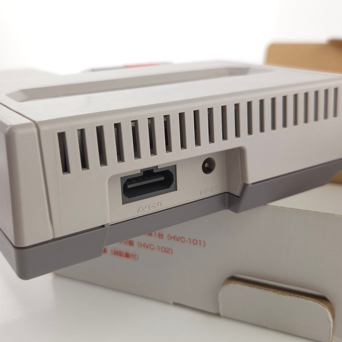 Nintendo AV Famicom Konsole Top Loader HVC 101 OVP