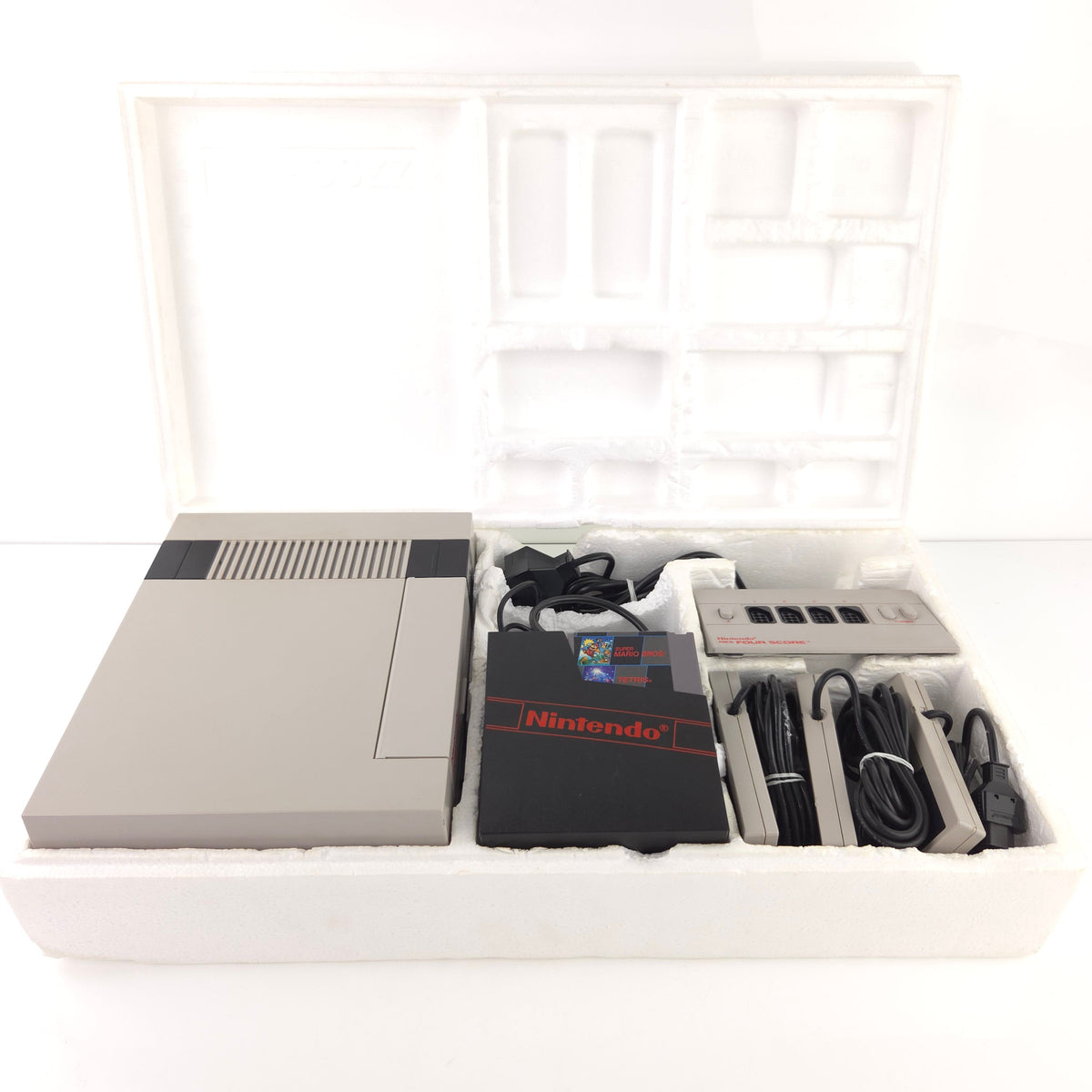 NES Konsole Set OVP gebrauchsspuren vorhanden PAL