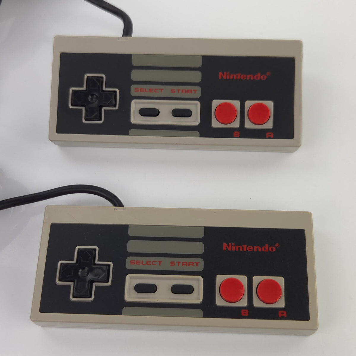 Nintendo NES Konsole Four Player Set mit 4 Controllern PAL