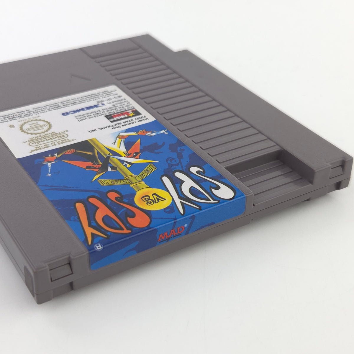 NES Spiel MAD SPY vs SPY Modul Schutzhülle KEMCO PAL NOE