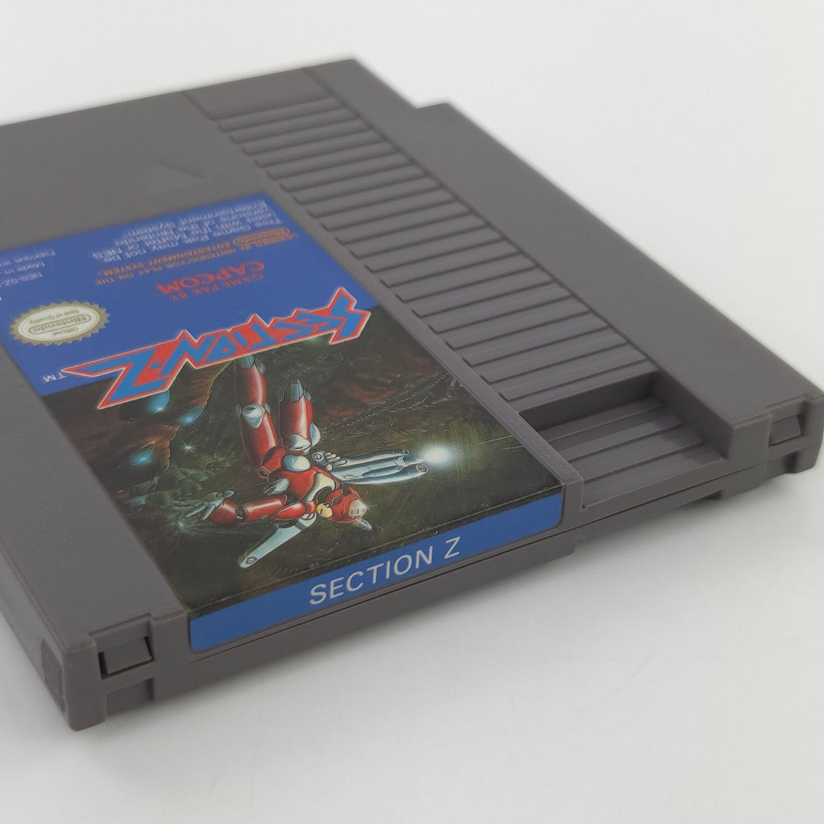 Nintendo NES Spiel Section Z Modul Schutzhülle CAPCOM