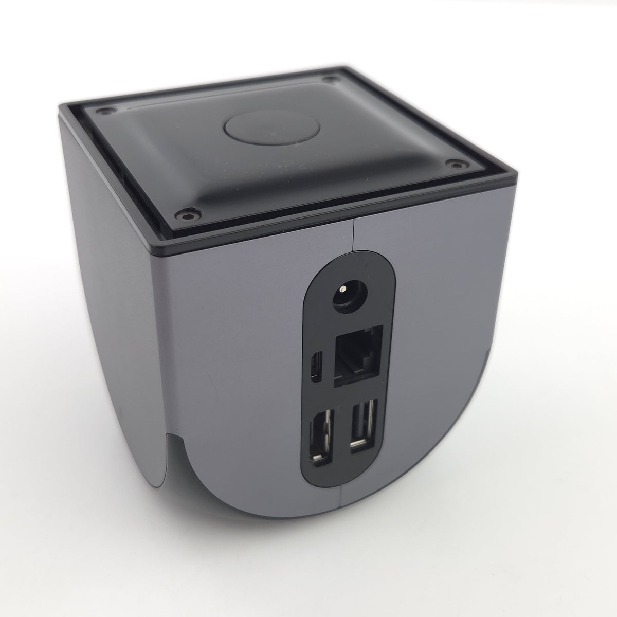 Ouya Konsole mit Controller und Netzteil