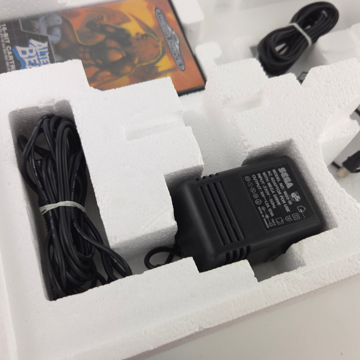 Sega Mega Drive Konsole MD I Altered Beast Bundle OVP PAL