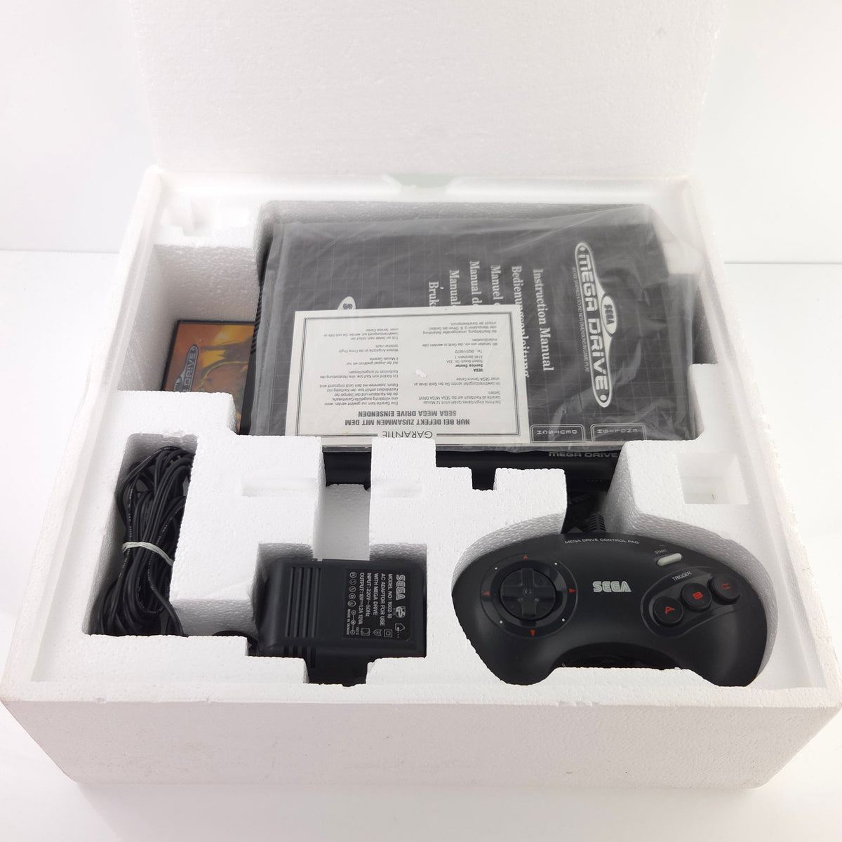 Sega Mega Drive Konsole MD I Altered Beast Bundle OVP PAL