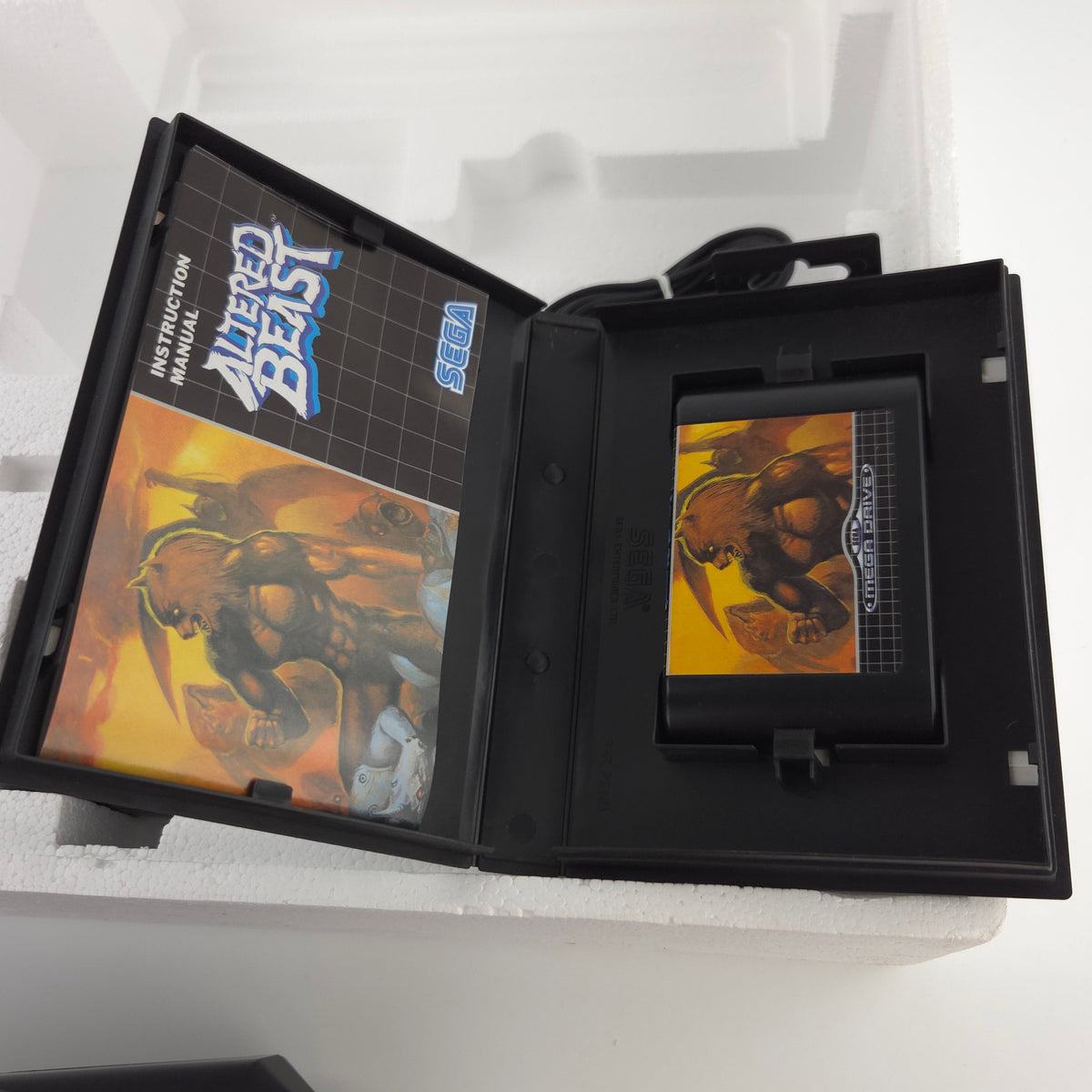 Sega Mega Drive Konsole MD I Altered Beast Bundle OVP PAL
